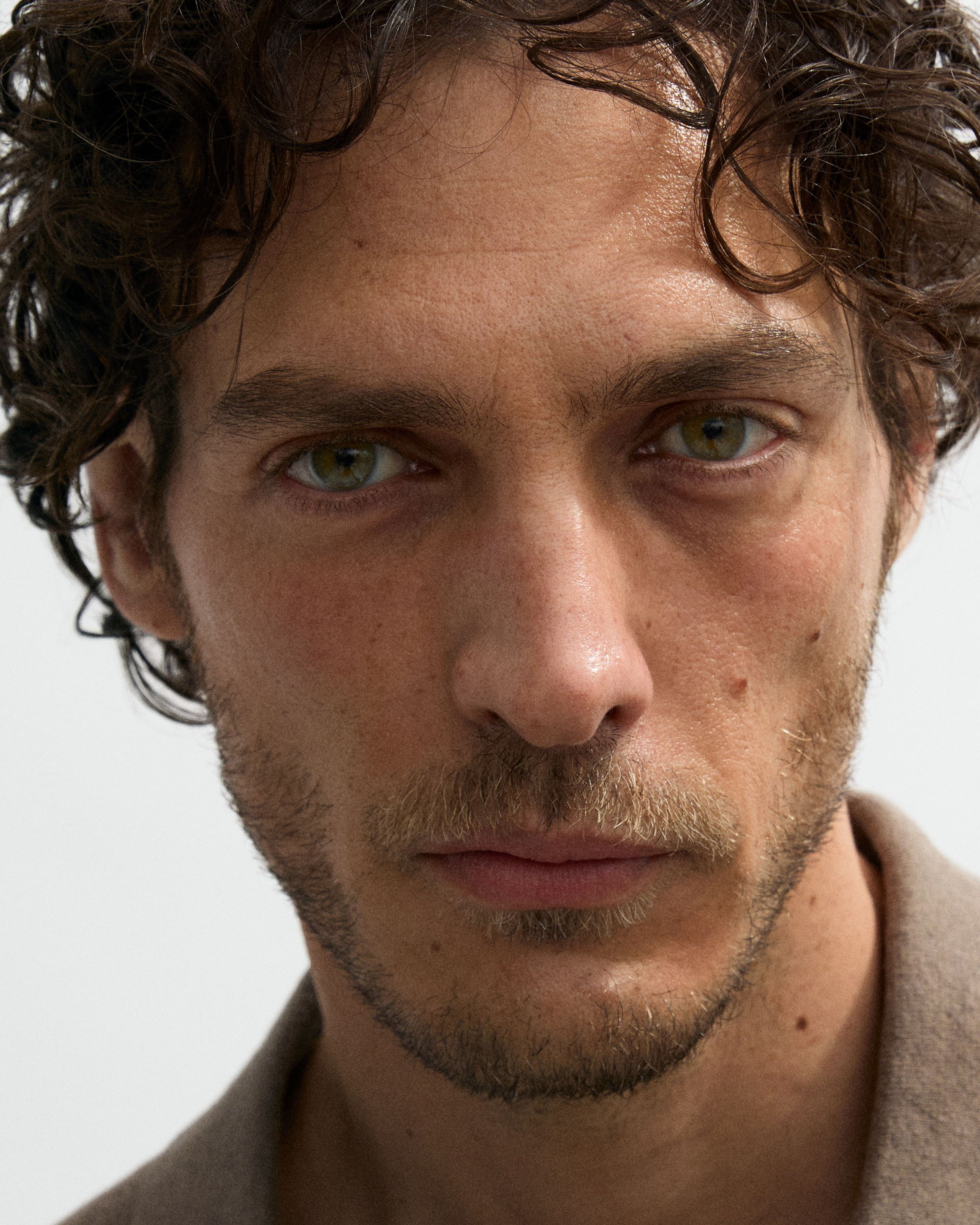 Man looking in to the camera